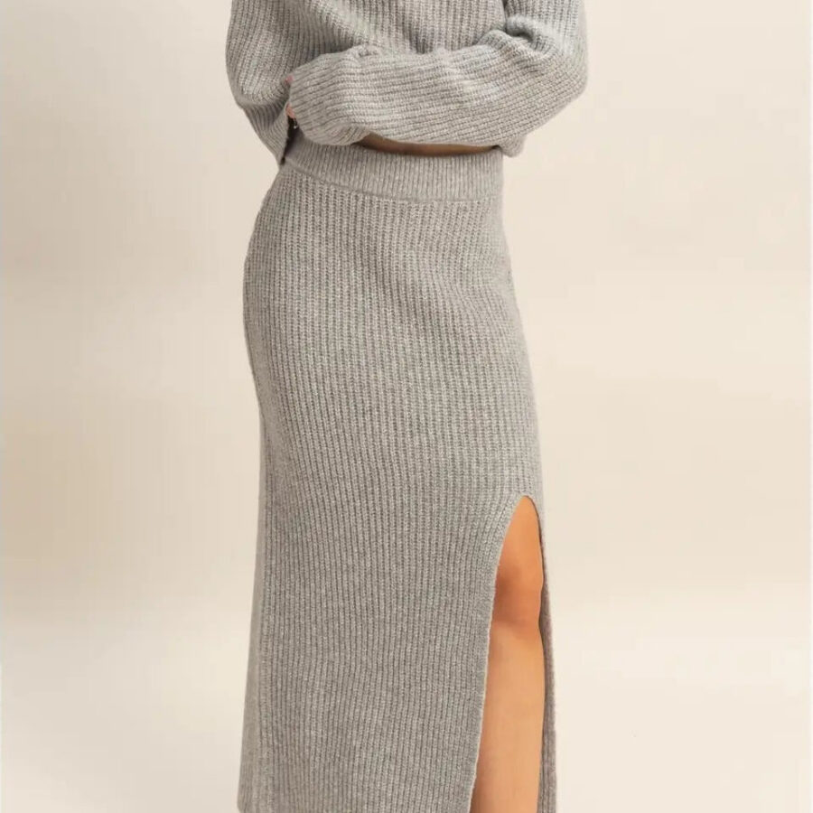 Ribbed Side Slit Sweater Skirt